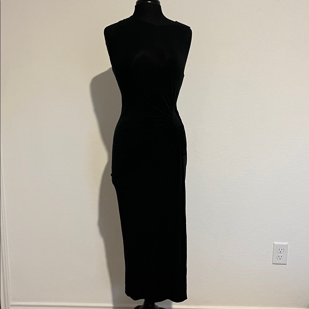 Reformation Black Sleeveless Dress - Picture 2 of 11